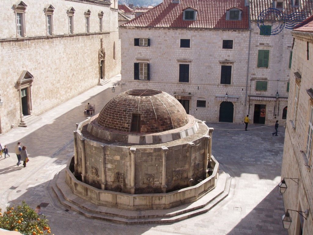 Dubrovnik, Stradun