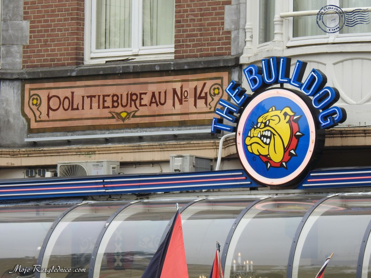 Amsterdam buldog policijska postaja police station
